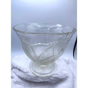 Vintage Indiana Glass Pebble Leaf Punch Bowl Clear
